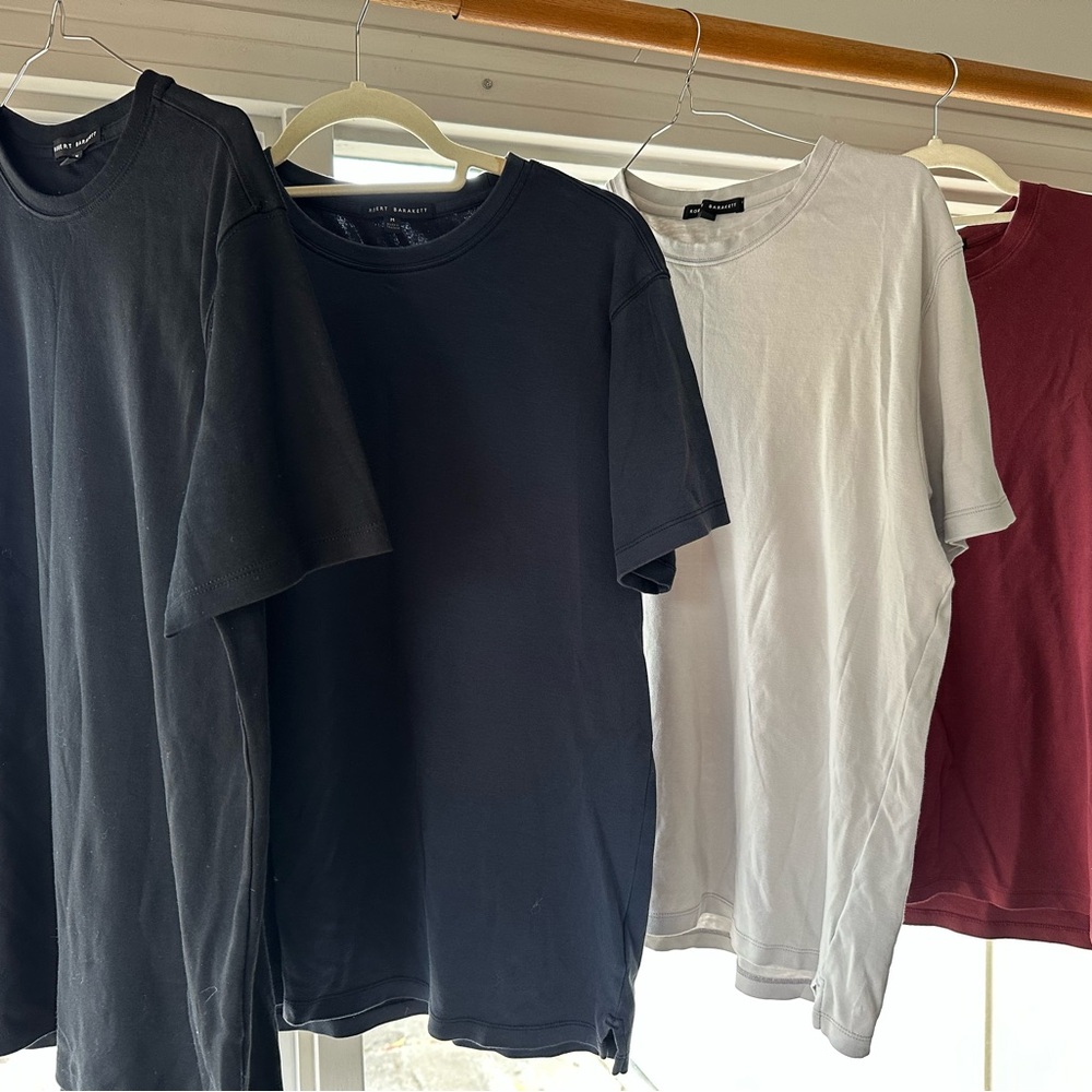 4 total Robert Barakett Georgia Pima Cotton T Shirts
